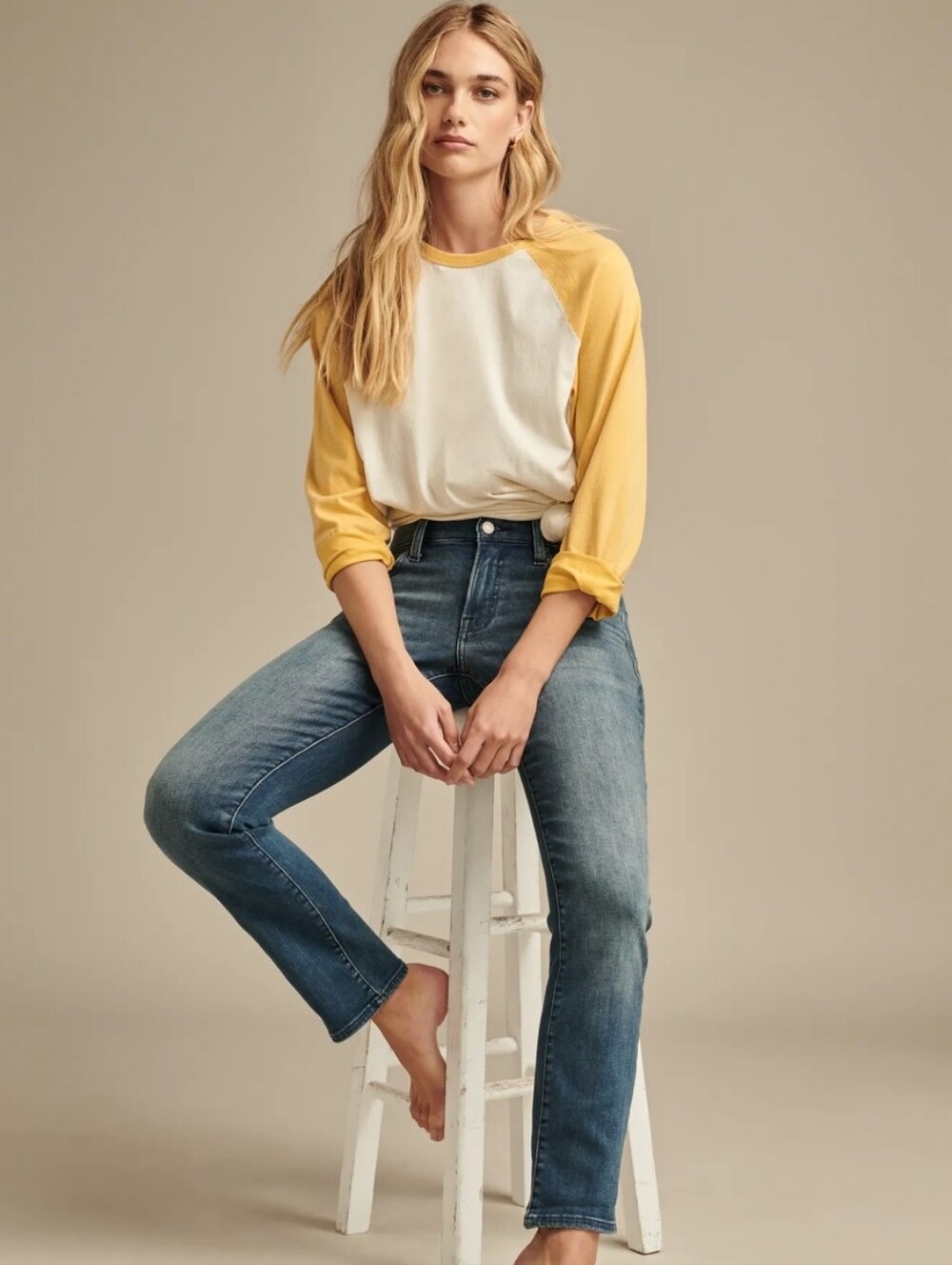 NWOT Lucky Brand Mid Rise Straight Leg Jeans